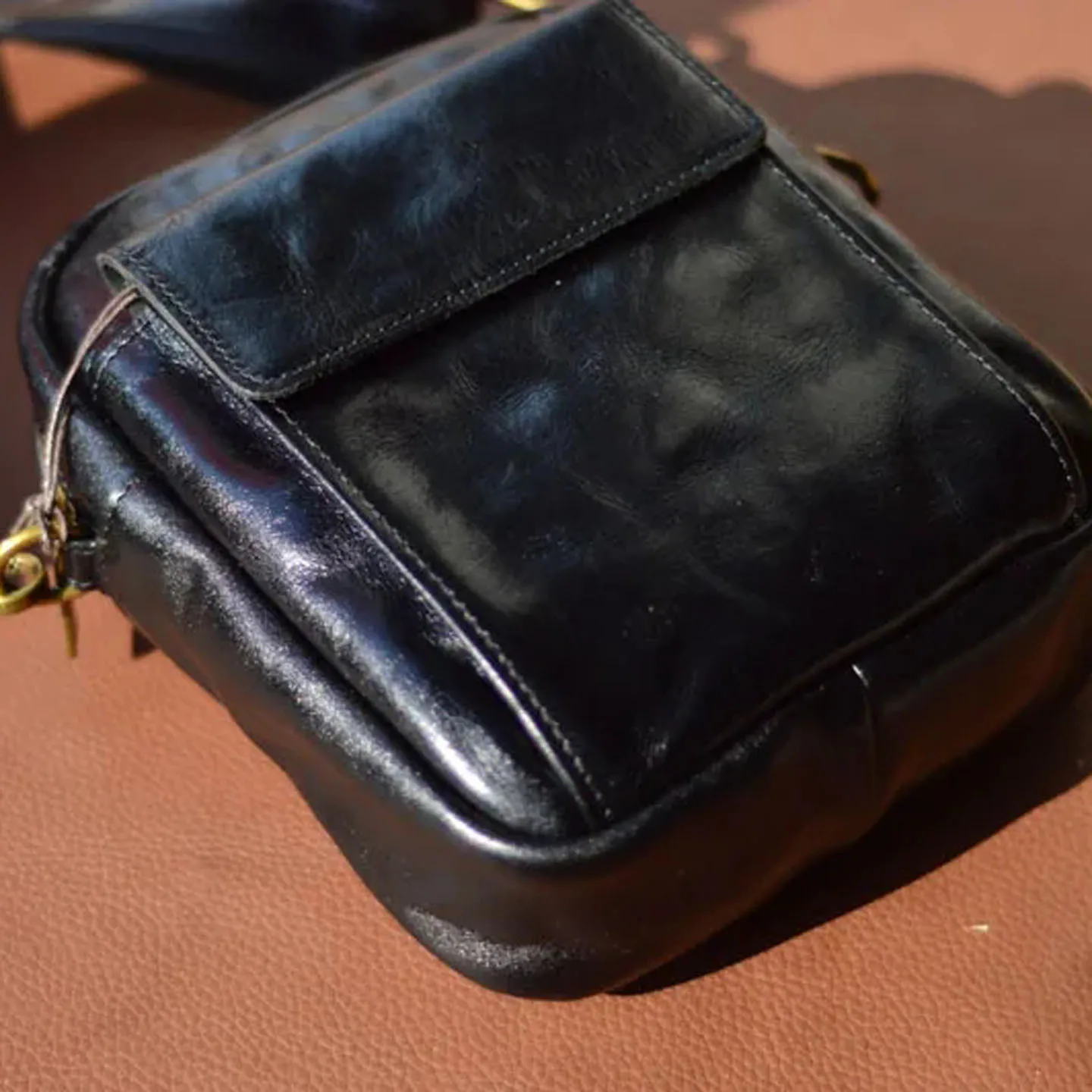 AETOO Single-shoulder bag, men's genuine leather casual crossbody bag, men's bag, Korean version cowhide crossbody bag, multi-fu
AETOO Single-shoulder bag, men's genuine leather casual crossbody bag, men's bag, Korean version cowhide crossbody bag, multi-fu