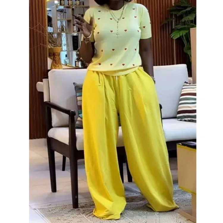 2026 Summer Casual 2-piece Set Short Sleeve Heart Print T-shirt + Wide-leg Long Pants Set
2026 Summer Casual 2-piece Set Short Sleeve Heart Print T-shirt + Wide-leg Long Pants Set