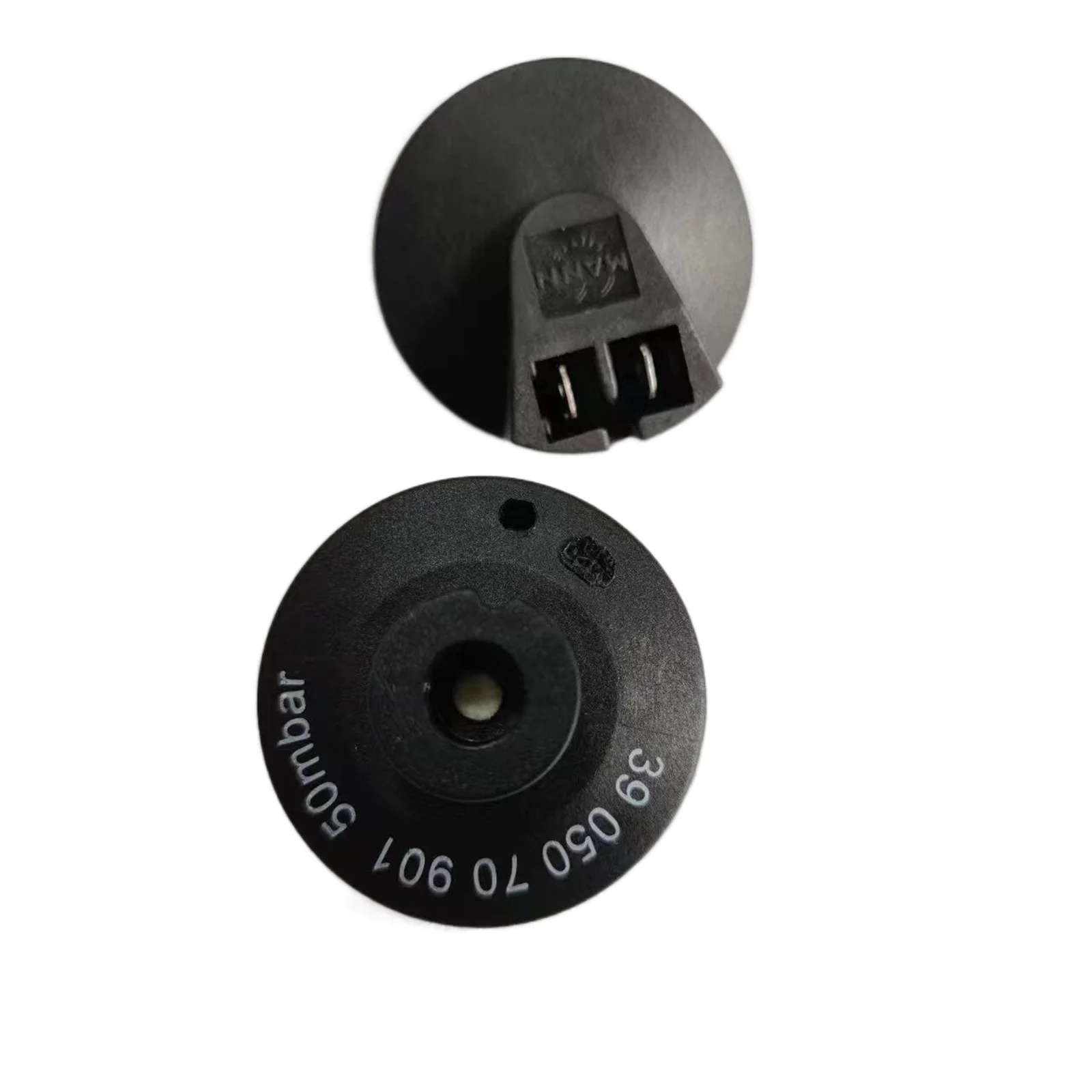 1pcs 3905070901 Filter differential pressure switch Air filter differential pressure transmitter 50mbar
1pcs 3905070901 Filter differential pressure switch Air filter differential pressure transmitter 50mbar
