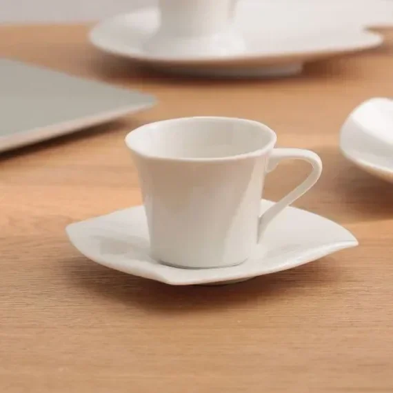 Special-shaped Cup Square Creative Pure White Simple Ceramic White Porcelain Tea Cup Small Capacity Espresso Cups Saucer
Special-shaped Cup Square Creative Pure White Simple Ceramic White Porcelain Tea Cup Small Capacity Espresso Cups Saucer