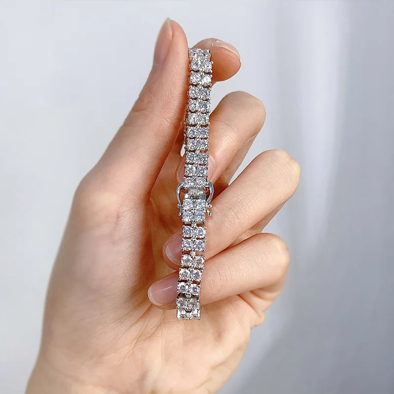 2023 New Double Row Diamond Bracelet Couple Style 925 Silver Luxury Full Diamond Mini Design European and American
2023 New Double Row Diamond Bracelet Couple Style 925 Silver Luxury Full Diamond Mini Design European and American