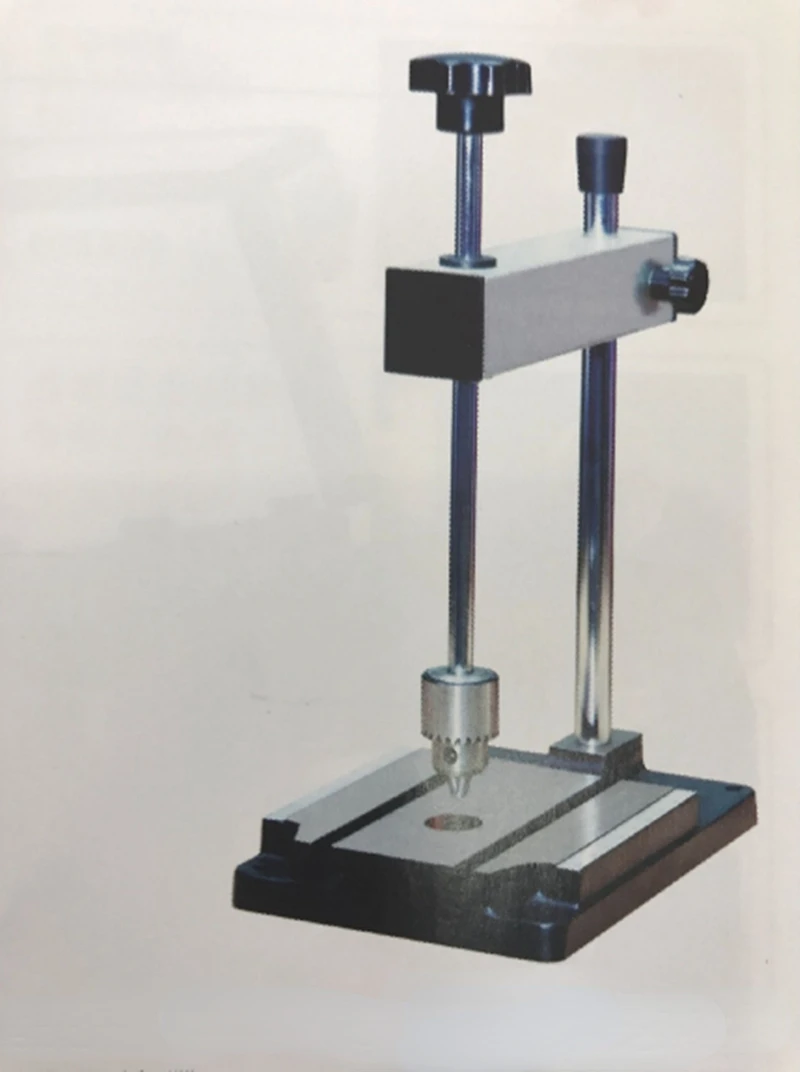 S / N: 20008 Small manual tapping machine hand-cranked without power technology micro tapping machine
S / N: 20008 Small manual tapping machine hand-cranked without power technology micro tapping machine