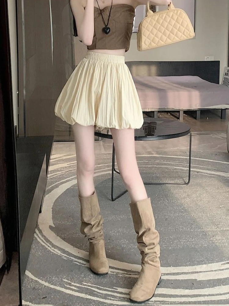 Summer New Wide Leg Shorts Women Drawstring Waist Flared Pants Casual Loose Fit Blossom Style
Summer New Wide Leg Shorts Women Drawstring Waist Flared Pants Casual Loose Fit Blossom Style