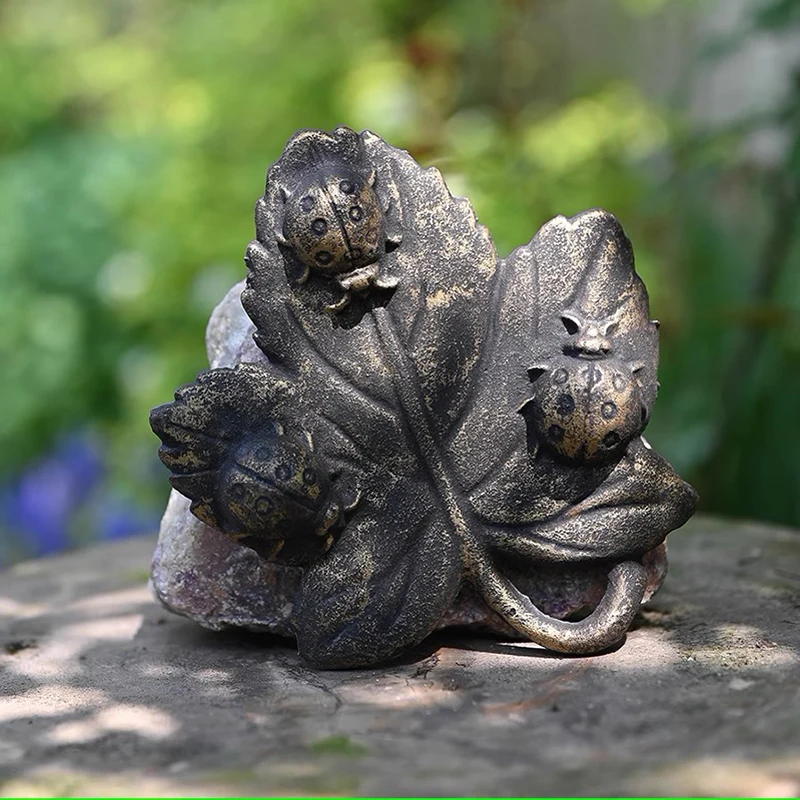 Vintage Gold Cast Iron Maple Leaf Ornament With Three Embossed Beetles On Countryside For Home Garden Tabletop Wall Decoration
Vintage Gold Cast Iron Maple Leaf Ornament With Three Embossed Beetles On Countryside For Home Garden Tabletop Wall Decoration