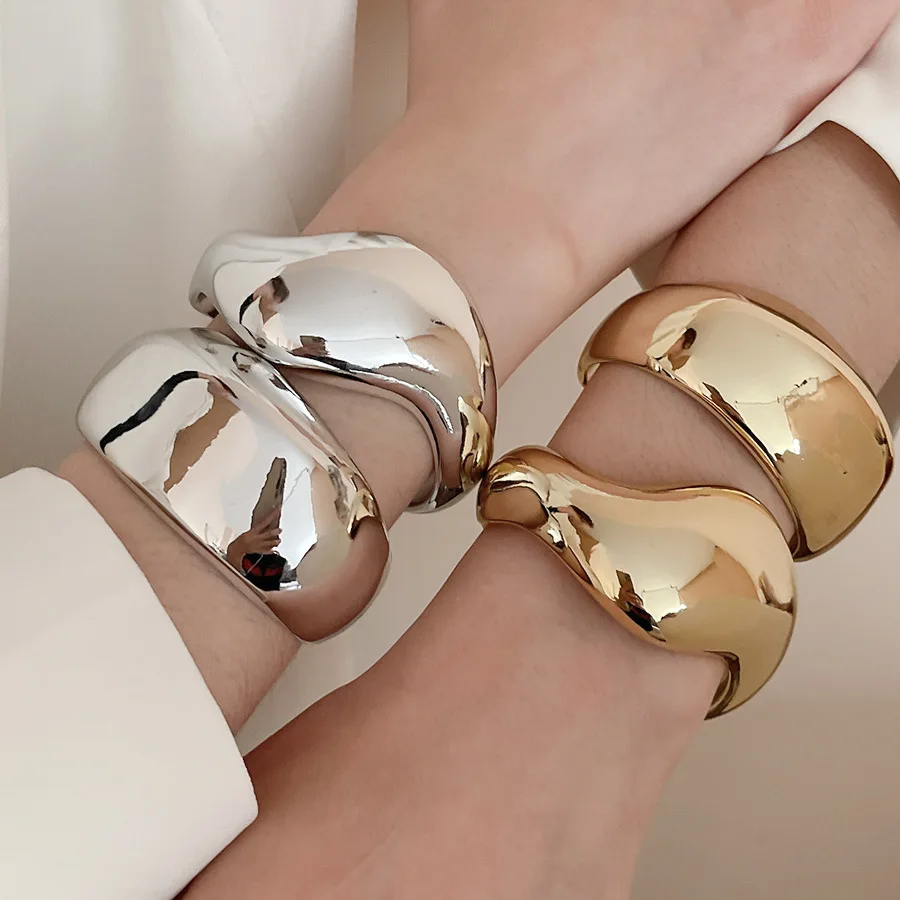 European American Irregular Geometric Twisted Open Bangles Women Exaggerated Temperament Personality Bracelet Accessories
European American Irregular Geometric Twisted Open Bangles Women Exaggerated Temperament Personality Bracelet Accessories