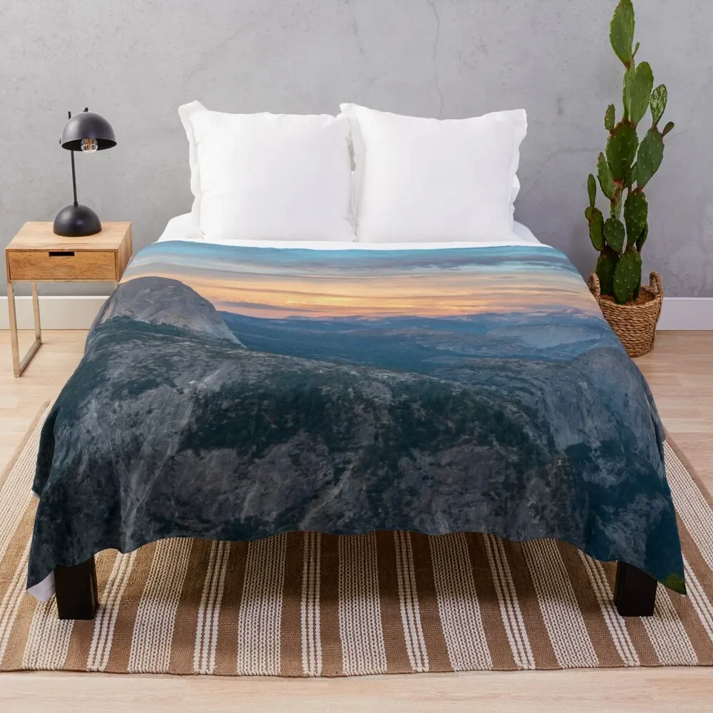 Half Dome Sunset Colors Throw Blanket Cozy Warm Blanket for Bed Room Decor
Half Dome Sunset Colors Throw Blanket Cozy Warm Blanket for Bed Room Decor