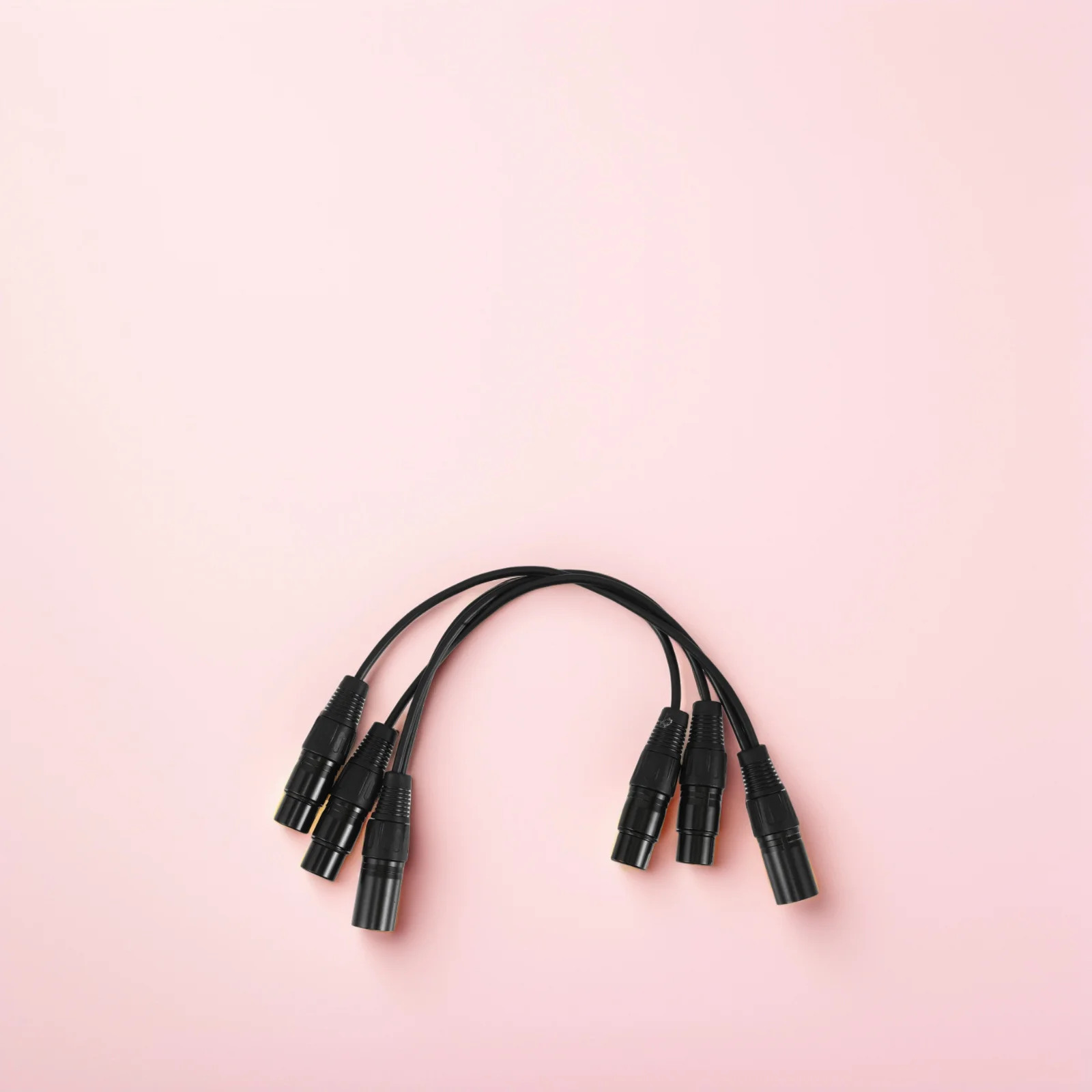 2pcs Balanced Audio Cable XLR Extension Male to Female Cables Black Mixer Mic Cord Durable Reliable Materials
2pcs Balanced Audio Cable XLR Extension Male to Female Cables Black Mixer Mic Cord Durable Reliable Materials