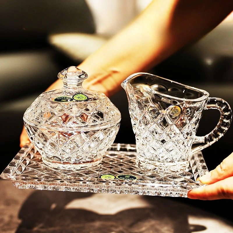 Crystal glass coffee cup, milk tank set, milk can.
Crystal glass coffee cup, milk tank set, milk can.