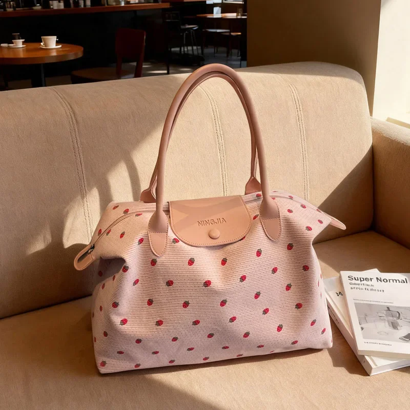 New strawberry flower short trip bag fashion shoulder multi-function lightweight luggage bag yoga fitness shopping bag
New strawberry flower short trip bag fashion shoulder multi-function lightweight luggage bag yoga fitness shopping bag