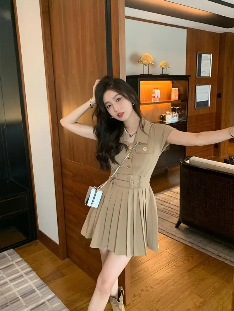 Gagarich Temperament High-end Sense Casual American Workwear Summer Item Khaki Color Waist Cinching Slimming Sweet Spicy Dress
Gagarich Temperament High-end Sense Casual American Workwear Summer Item Khaki Color Waist Cinching Slimming Sweet Spicy Dress