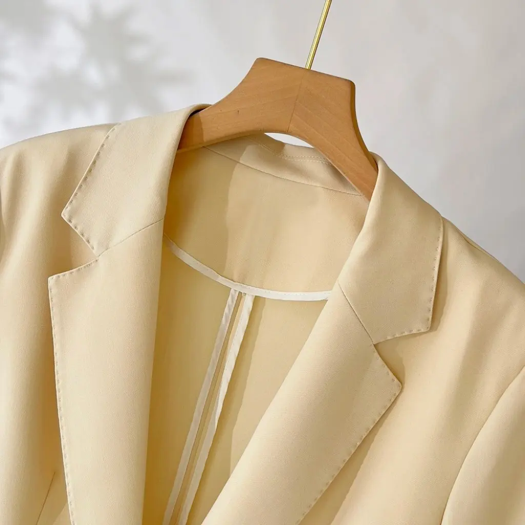 Endi Casual Short Sleeve Suit Jacket Women's Grey Autumn Fashion Top Short Style Premium Feeling Business Casual Outerwear
Endi Casual Short Sleeve Suit Jacket Women's Grey Autumn Fashion Top Short Style Premium Feeling Business Casual Outerwear