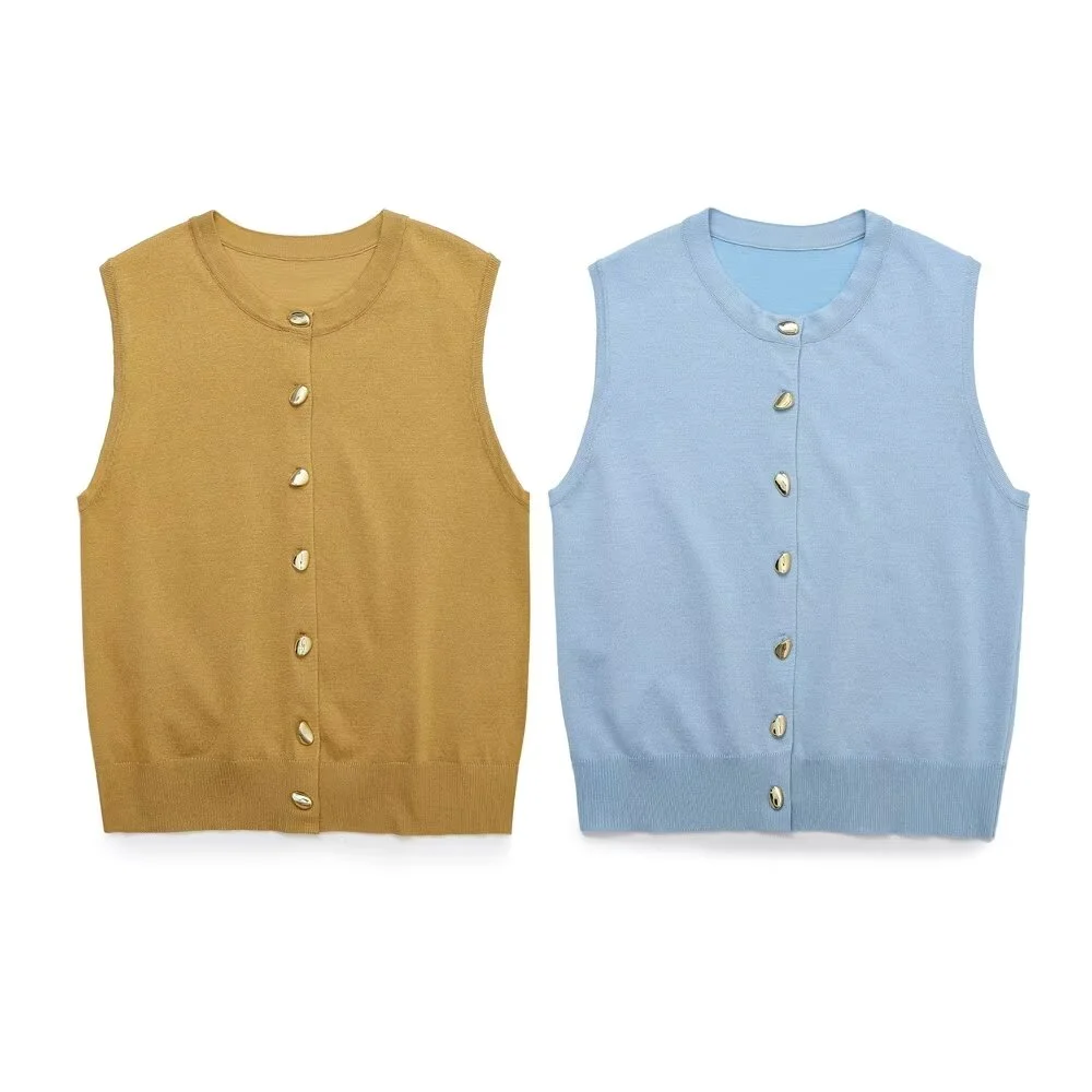 PB&ZA Autumn 2024 New Women's Versatile Simple Round Neck Sleeveless Gold Single breasted Knitted Tank Top
PB&ZA Autumn 2024 New Women's Versatile Simple Round Neck Sleeveless Gold Single breasted Knitted Tank Top