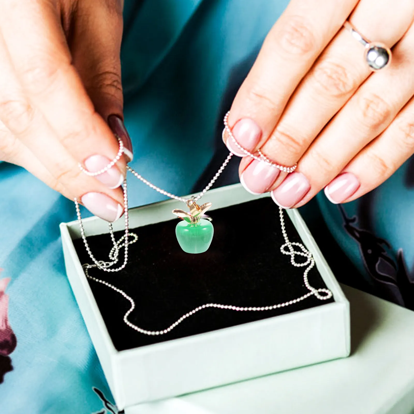 10Pcs Cat Eye Stone Pendants Safe Skin Friendly No Fade Charms Bulk for DIY Jewelry Making Bracelet Necklace Earring Keychain
10Pcs Cat Eye Stone Pendants Safe Skin Friendly No Fade Charms Bulk for DIY Jewelry Making Bracelet Necklace Earring Keychain