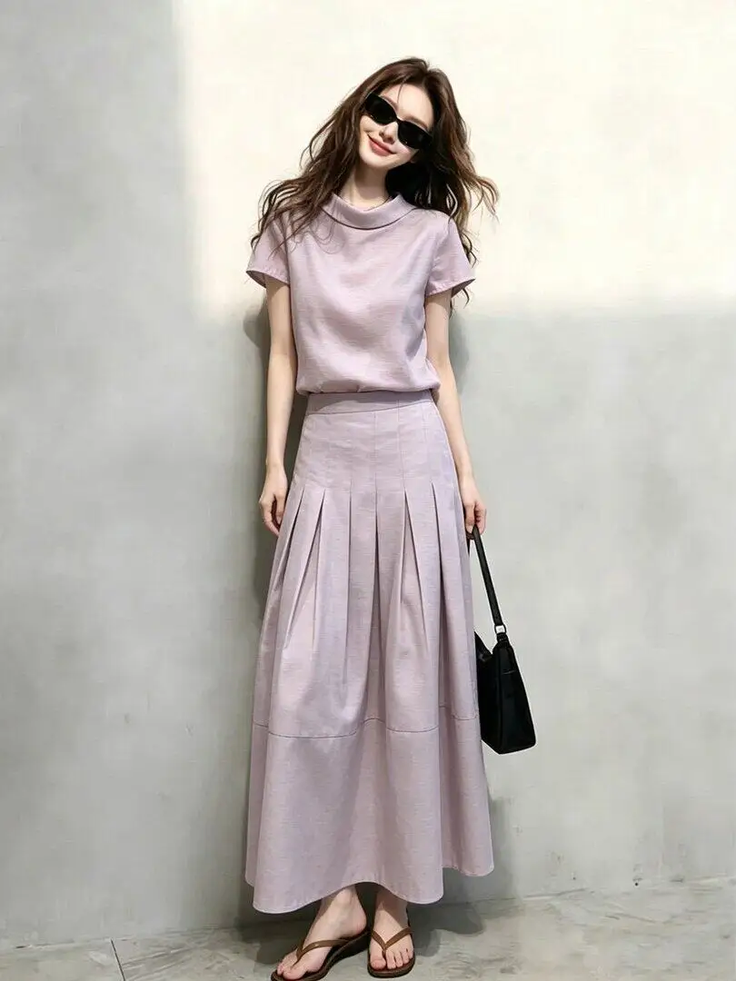 Elegant Purple Short Sleeve T-Shirt And Pleated Skirt Women's Fashion Set Casual Style Breathable Comfortable Summer Outfit
Elegant Purple Short Sleeve T-Shirt And Pleated Skirt Women's Fashion Set Casual Style Breathable Comfortable Summer Outfit