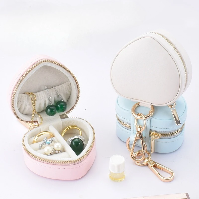 Heart Shaped Mini Jewelry Box With Keychain Portable Travel Ring Earrings Necklace Storage Case For Gym Outdoor Carry
Heart Shaped Mini Jewelry Box With Keychain Portable Travel Ring Earrings Necklace Storage Case For Gym Outdoor Carry