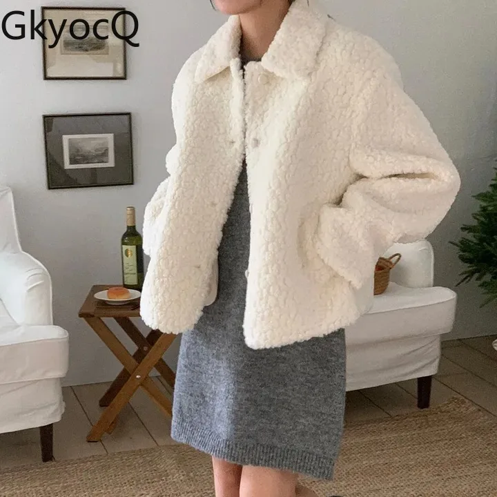 Korean Style Winter Fashion Age-reducing Lapel Single-breasted Lamb Fur One-piece Short Jacket Chamarras De Mezquilla Mujer
Korean Style Winter Fashion Age-reducing Lapel Single-breasted Lamb Fur One-piece Short Jacket Chamarras De Mezquilla Mujer