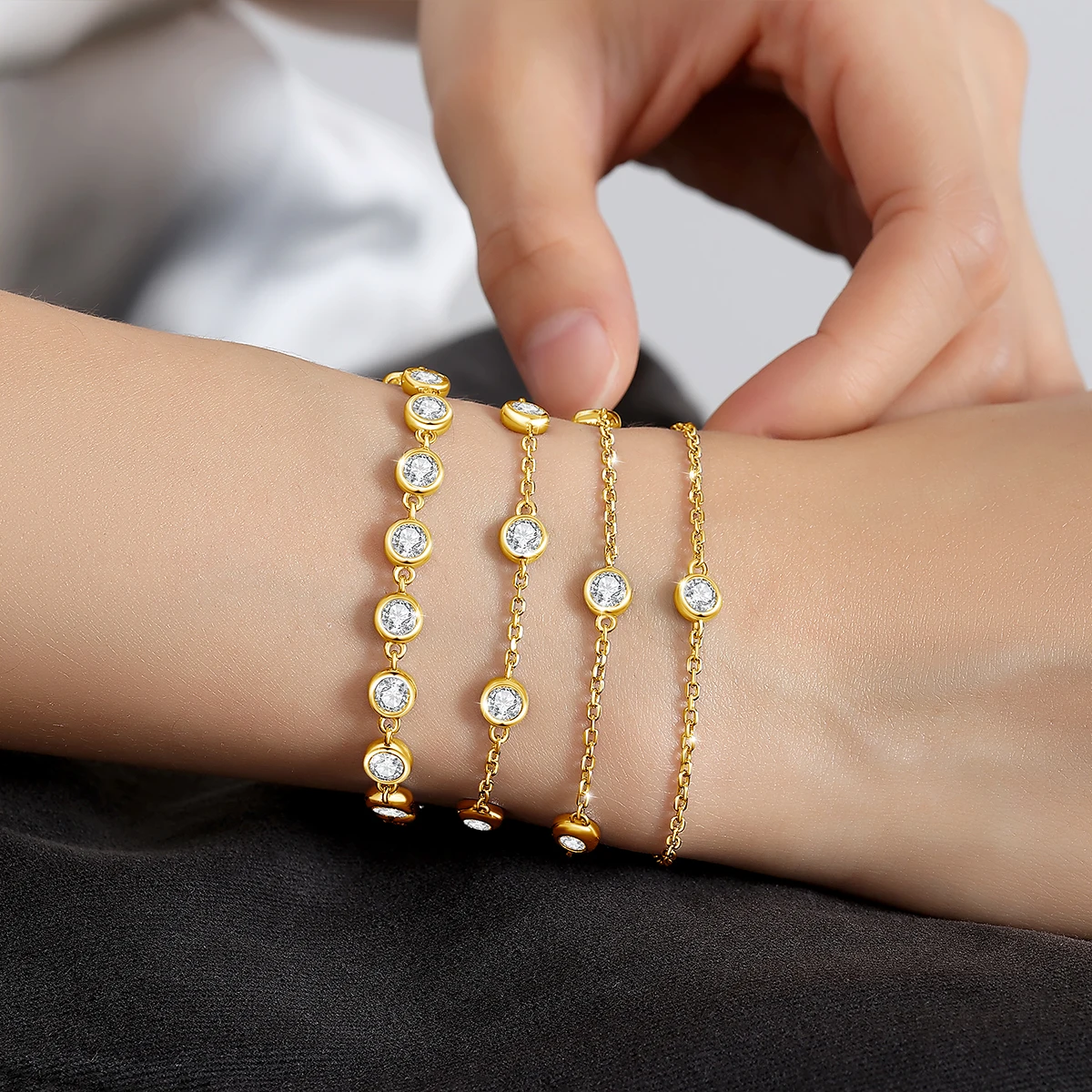 Many Stones 5mm 0.5ct Moissanite Bracelets For Women With GRA Certificate 19cm Wrist Size Adjustable Luxury Jewelry Gift Female
Many Stones 5mm 0.5ct Moissanite Bracelets For Women With GRA Certificate 19cm Wrist Size Adjustable Luxury Jewelry Gift Female