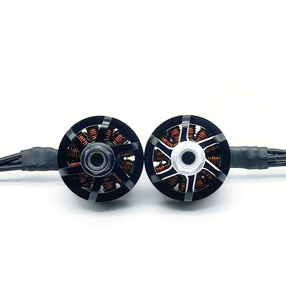 2207 1960KV 4-6S Brushless FPV Motor with 5mm Shaft for RC FPV Drones
2207 1960KV 4-6S Brushless FPV Motor with 5mm Shaft for RC FPV Drones