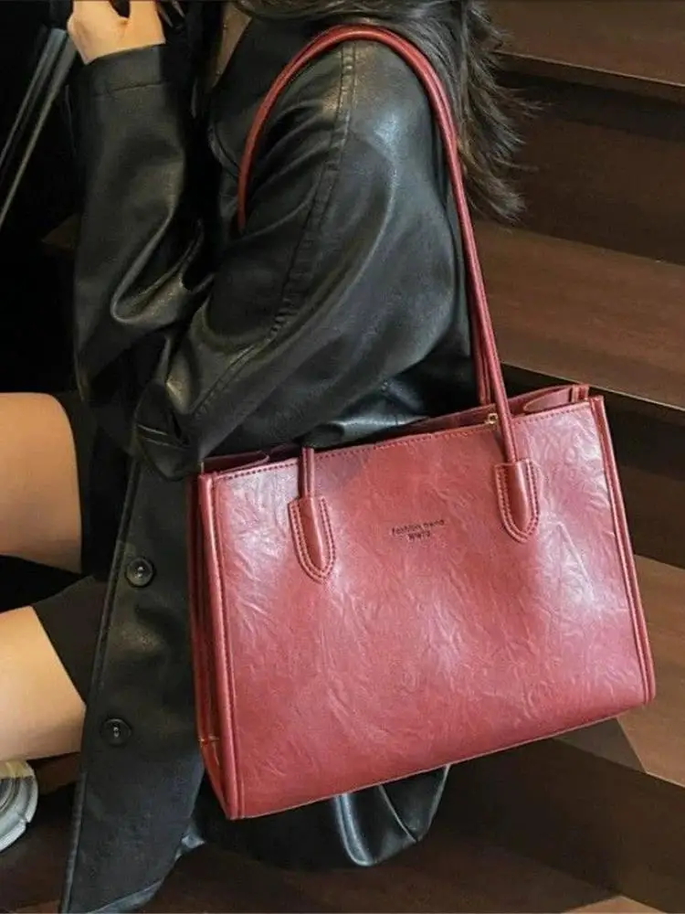 Красная женская сумка-тоут в стиле ретро, большая вместительная сумка на одно плечо, свадебная сумка для невесты, модная винтажная сумка Sle
Красная женская сумка-тоут в стиле ретро, большая вместительная сумка на одно плечо, свадебная сумка для невесты, модная винтажная сумка Sle