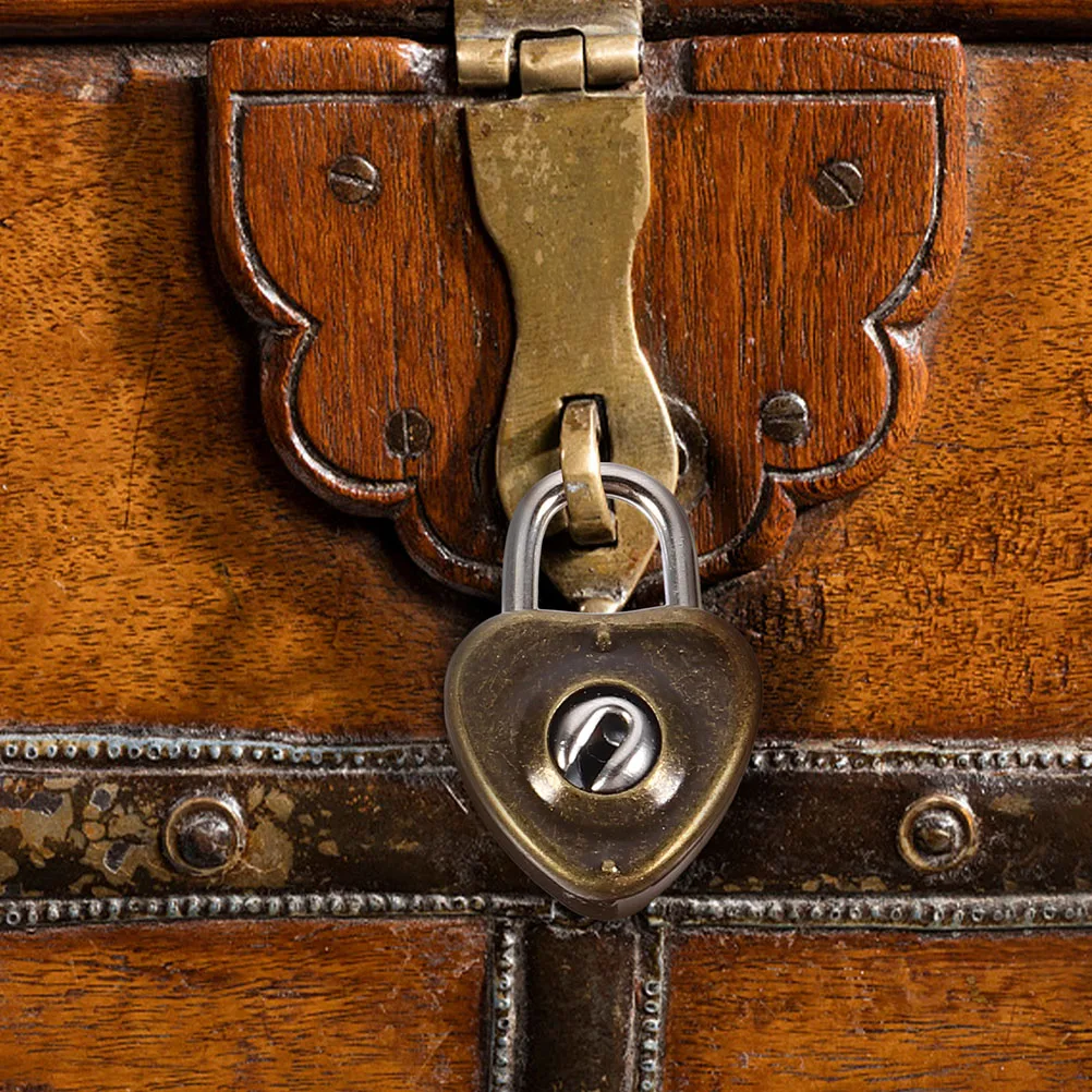 25pcs Heart Shaped Padlock Finish Zinc Alloy Mini Lock For Couples Love Gift Luggage Diary Book Decoration Retro Style
25pcs Heart Shaped Padlock Finish Zinc Alloy Mini Lock For Couples Love Gift Luggage Diary Book Decoration Retro Style