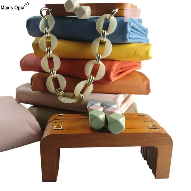 20 Cm Light Brown Color Candy Clasp Solid Wood Material Wooden Purse Frame Obag Handles Handmade Diy Handbag Accessories Frames
20 Cm Light Brown Color Candy Clasp Solid Wood Material Wooden Purse Frame Obag Handles Handmade Diy Handbag Accessories Frames