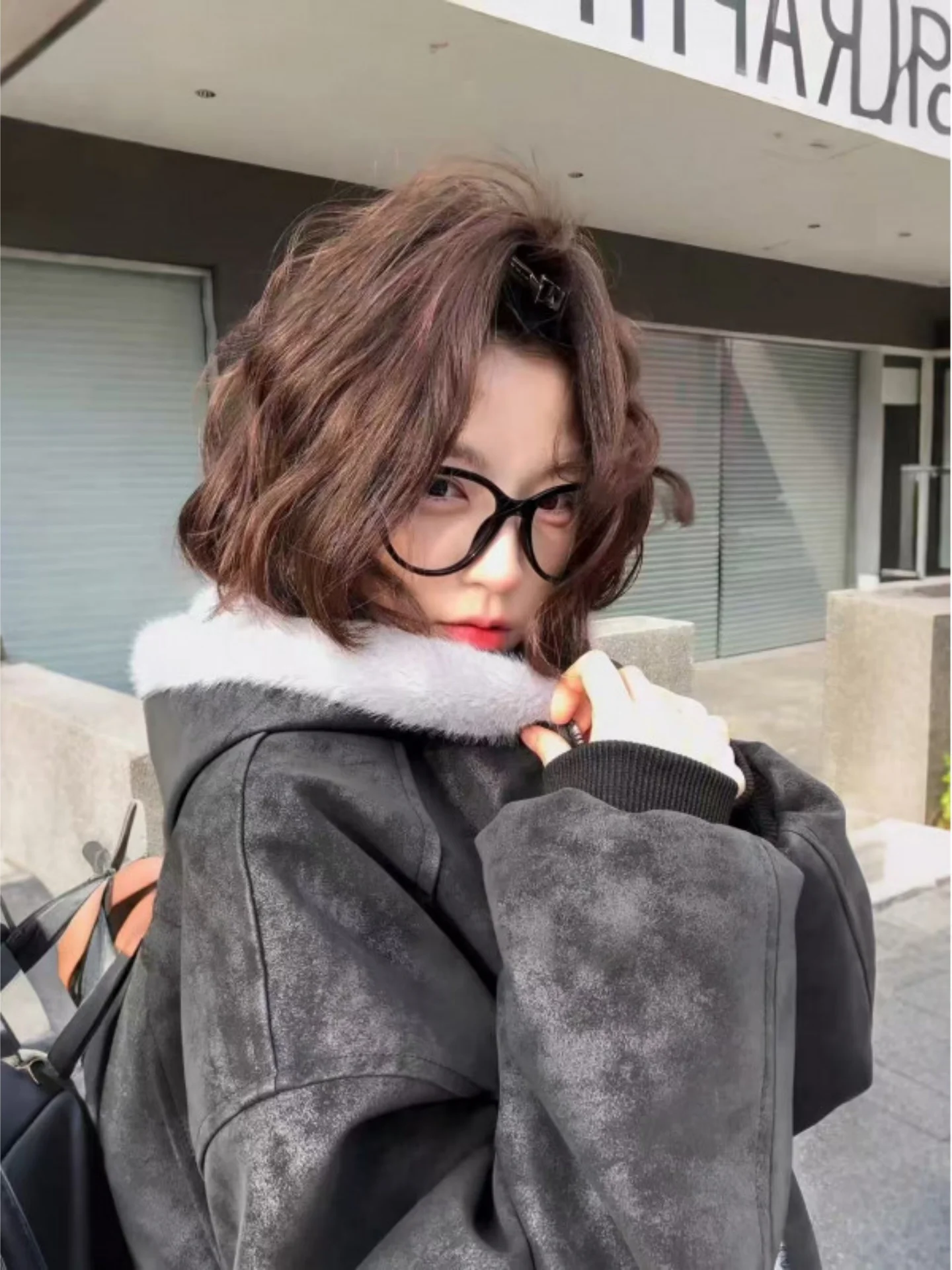 Litchi Pattern PU Leather Cotton Jaet Men's American Cleanfit Mountain Eagle Winter Thiened Fce Lined Lamb Fur Coat
Litchi Pattern PU Leather Cotton Jaet Men's American Cleanfit Mountain Eagle Winter Thiened Fce Lined Lamb Fur Coat