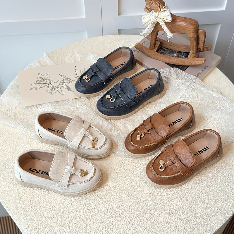 Children's Slip-On Loafers Retro British Style Casual Shoes Leather Shoes for Boys And Girls Breathable Soft Sole Single Shoes
Children's Slip-On Loafers Retro British Style Casual Shoes Leather Shoes for Boys And Girls Breathable Soft Sole Single Shoes
