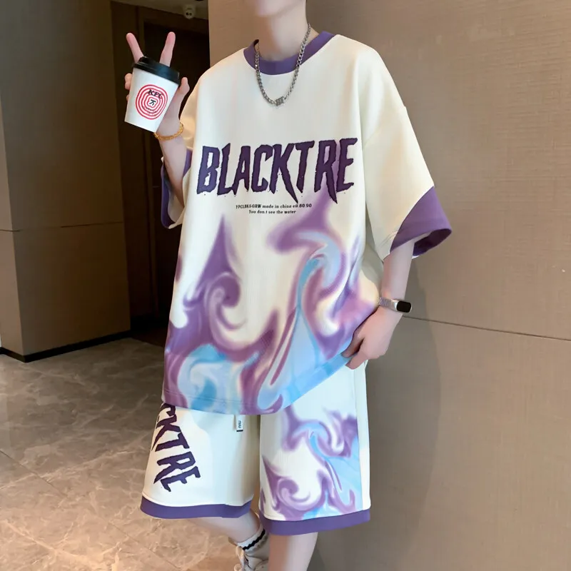 Summer New Sportswear Set Men Short Sleeve T-shirt Shorts Five-Button Pants Casual Trendy Cartoon Print Two-Piece Suit
Summer New Sportswear Set Men Short Sleeve T-shirt Shorts Five-Button Pants Casual Trendy Cartoon Print Two-Piece Suit