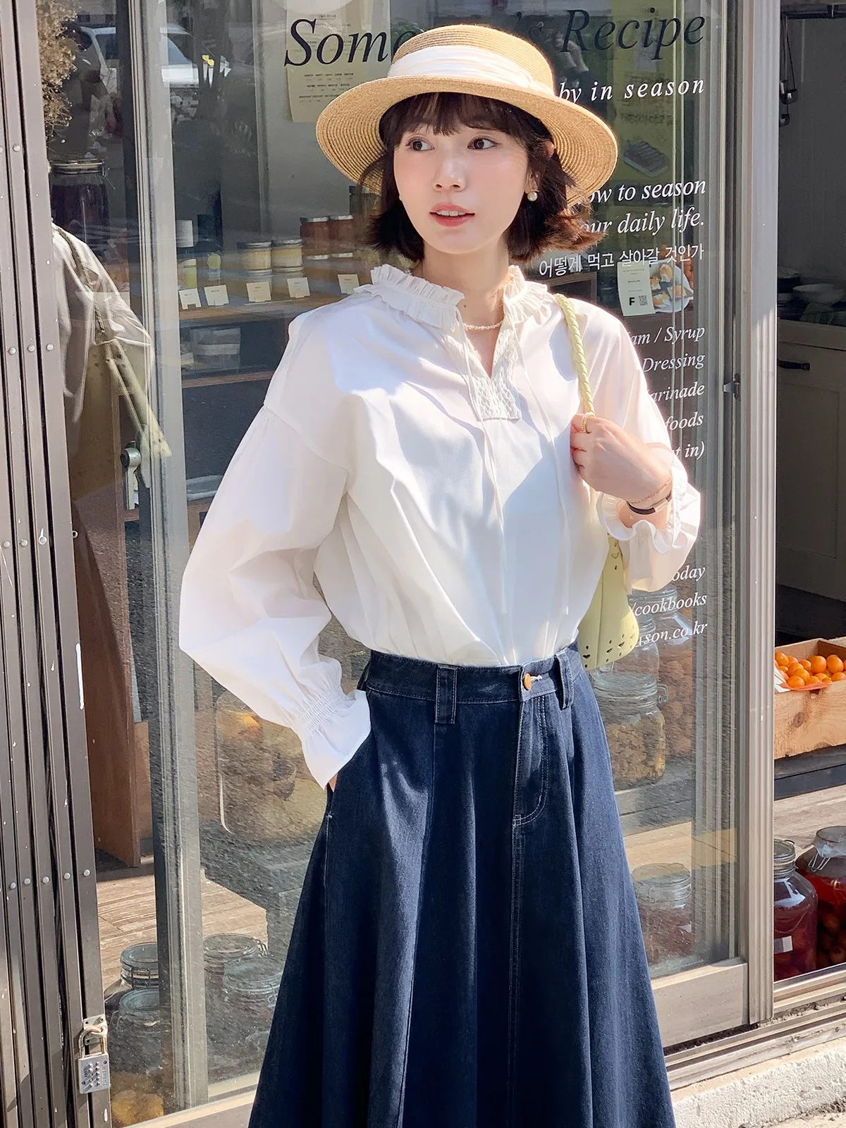 Jasmine Melody 2026 New Style Women's Casual Long Sleeve Shirt Wooden White Loose Fit Breathable Cotton Blend Fashion
Jasmine Melody 2026 New Style Women's Casual Long Sleeve Shirt Wooden White Loose Fit Breathable Cotton Blend Fashion
