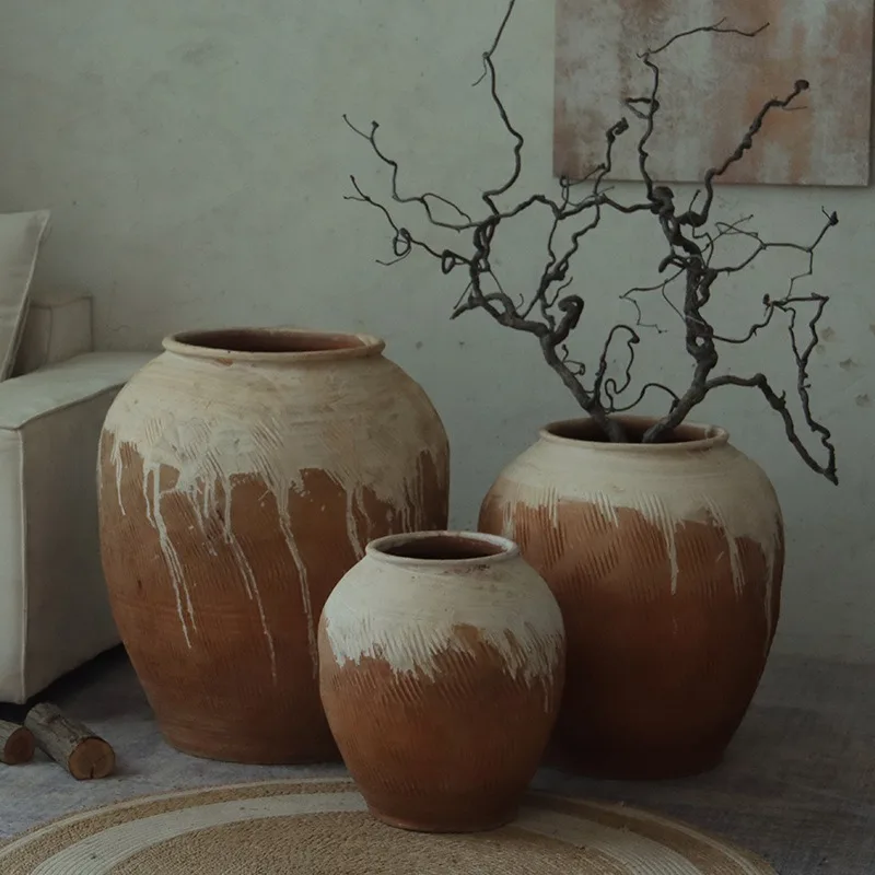 Coarse pottery floor-to-ceiling big-bellied vase, pottery pot, homestay landscape decoration, earth pottery urn bottle
Coarse pottery floor-to-ceiling big-bellied vase, pottery pot, homestay landscape decoration, earth pottery urn bottle