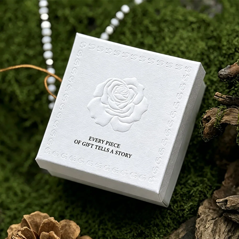 24Pcs Ins Embossed Rose Paper Lid Texture Jewelry Box Packaging For Studs Ring Bracelet Pendant Necklace Organizer Storage
24Pcs Ins Embossed Rose Paper Lid Texture Jewelry Box Packaging For Studs Ring Bracelet Pendant Necklace Organizer Storage