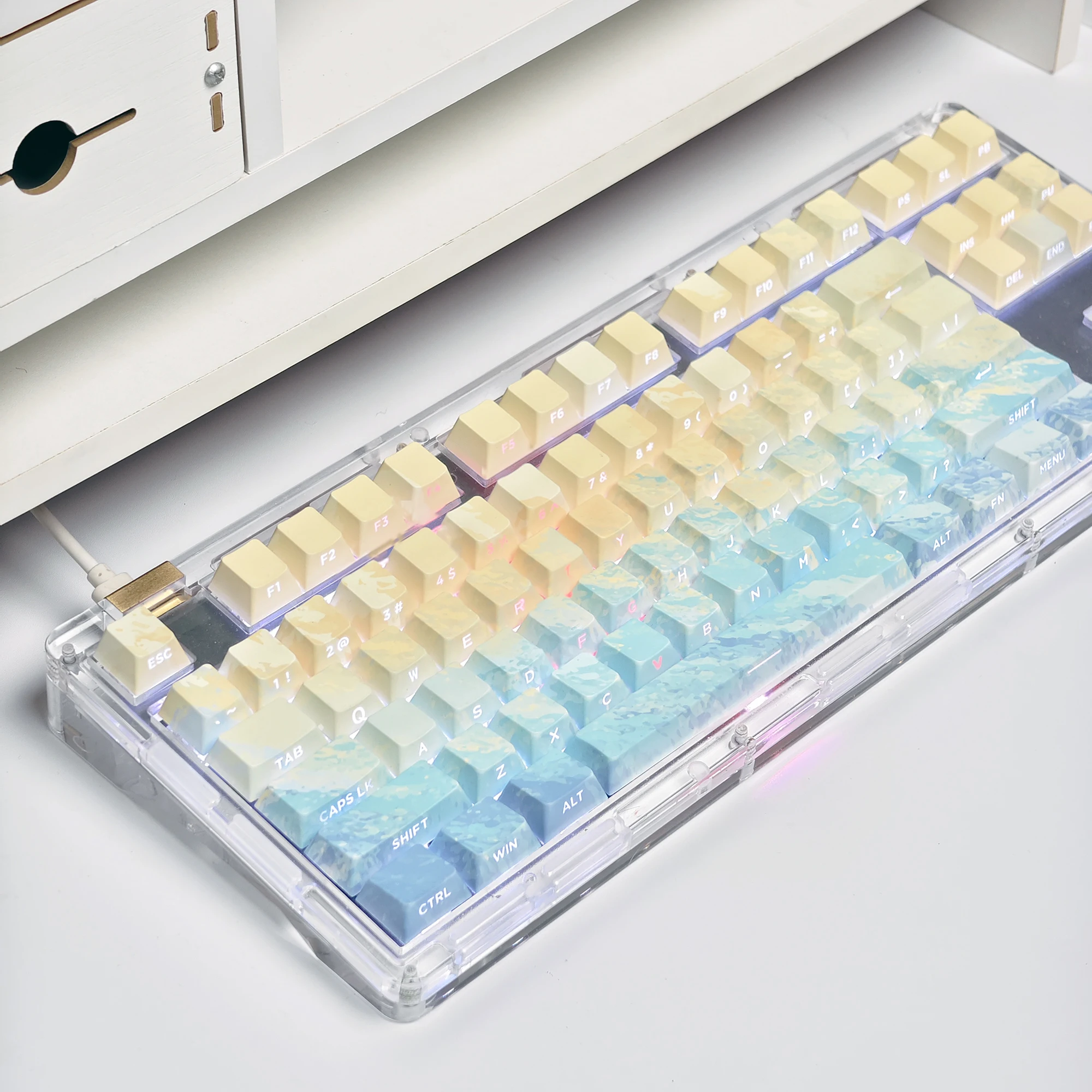 Artist Biwen Shuixing, оригинальный заводской боковой гравировкой Pbt Keycapthermal Sublimation, полный набор, подходит для механической клавиатуры Diy
Artist Biwen Shuixing, оригинальный заводской боковой гравировкой Pbt Keycapthermal Sublimation, полный набор, подходит для механической клавиатуры Diy