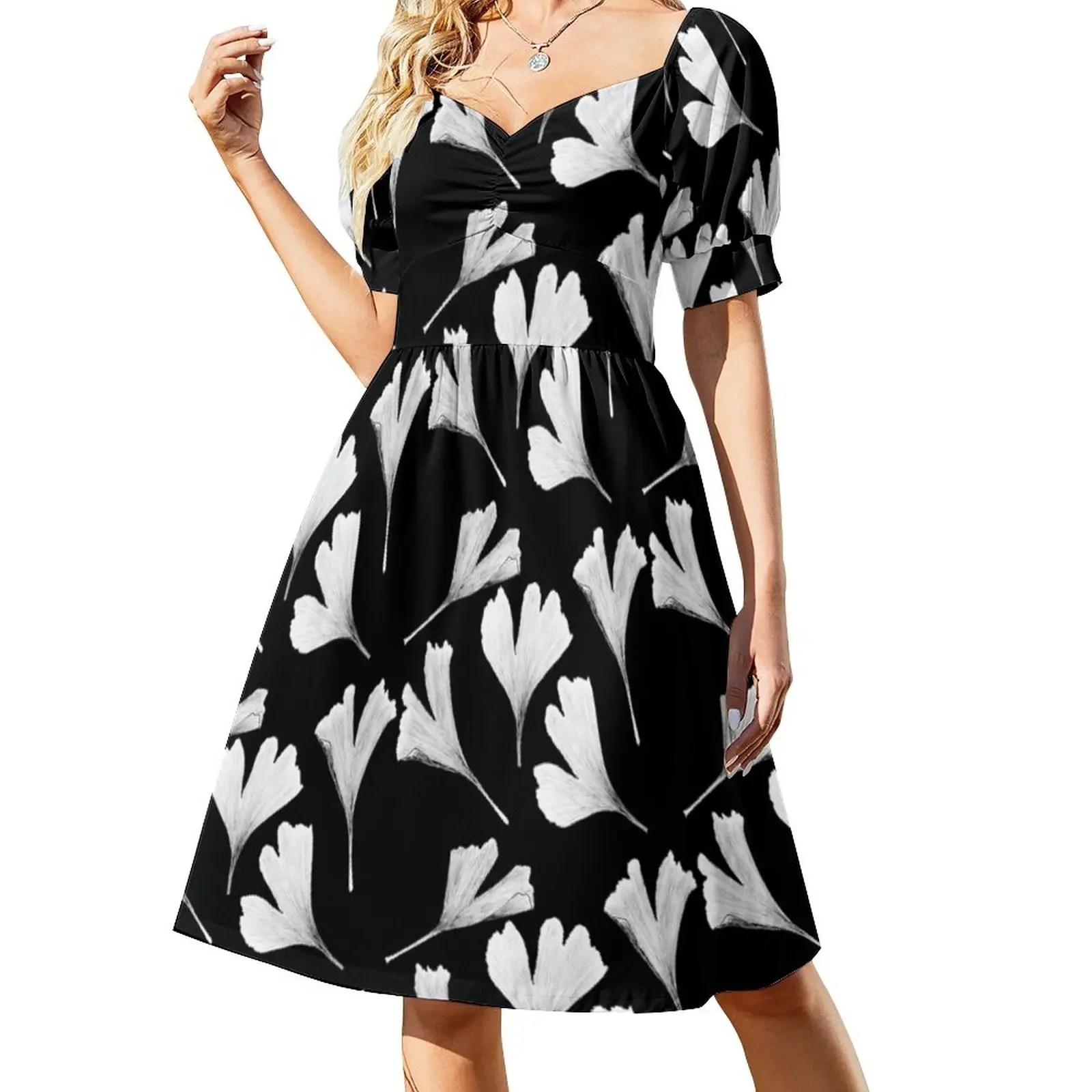 Ginkgo leaf compilation Short-Sleeved Dress women's luxury party dress Party dresses for women women's evening dresses
Ginkgo leaf compilation Short-Sleeved Dress women's luxury party dress Party dresses for women women's evening dresses
