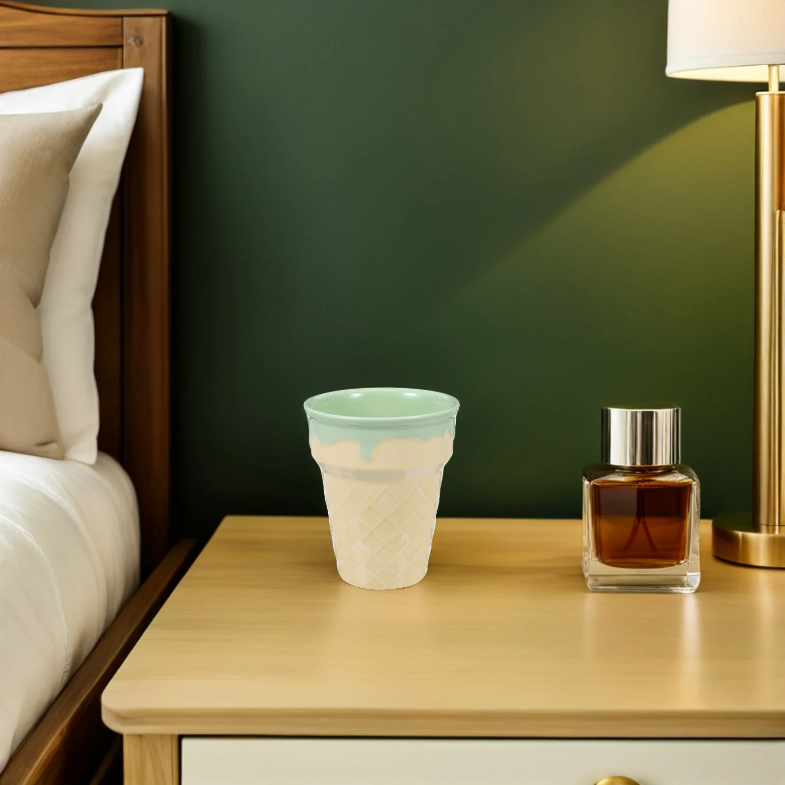 Ceramic Ice Cream Cone Mug Unique Shape Dessert Bowl For Parfait Sherbet Juice Soup Reusable Summer Party Serving Cup Cone
Ceramic Ice Cream Cone Mug Unique Shape Dessert Bowl For Parfait Sherbet Juice Soup Reusable Summer Party Serving Cup Cone