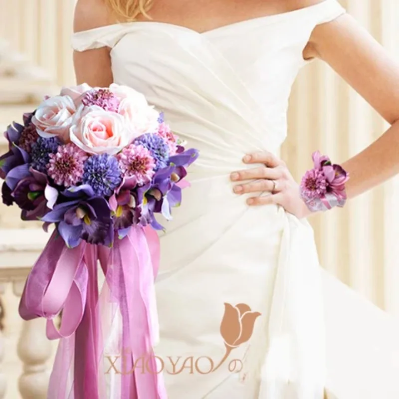 2017 New Vintage Court Style Wedding Bride Artificial Hands Holding Rose Flower Bridal Bouquet for Party Wedding Decoration
2017 New Vintage Court Style Wedding Bride Artificial Hands Holding Rose Flower Bridal Bouquet for Party Wedding Decoration