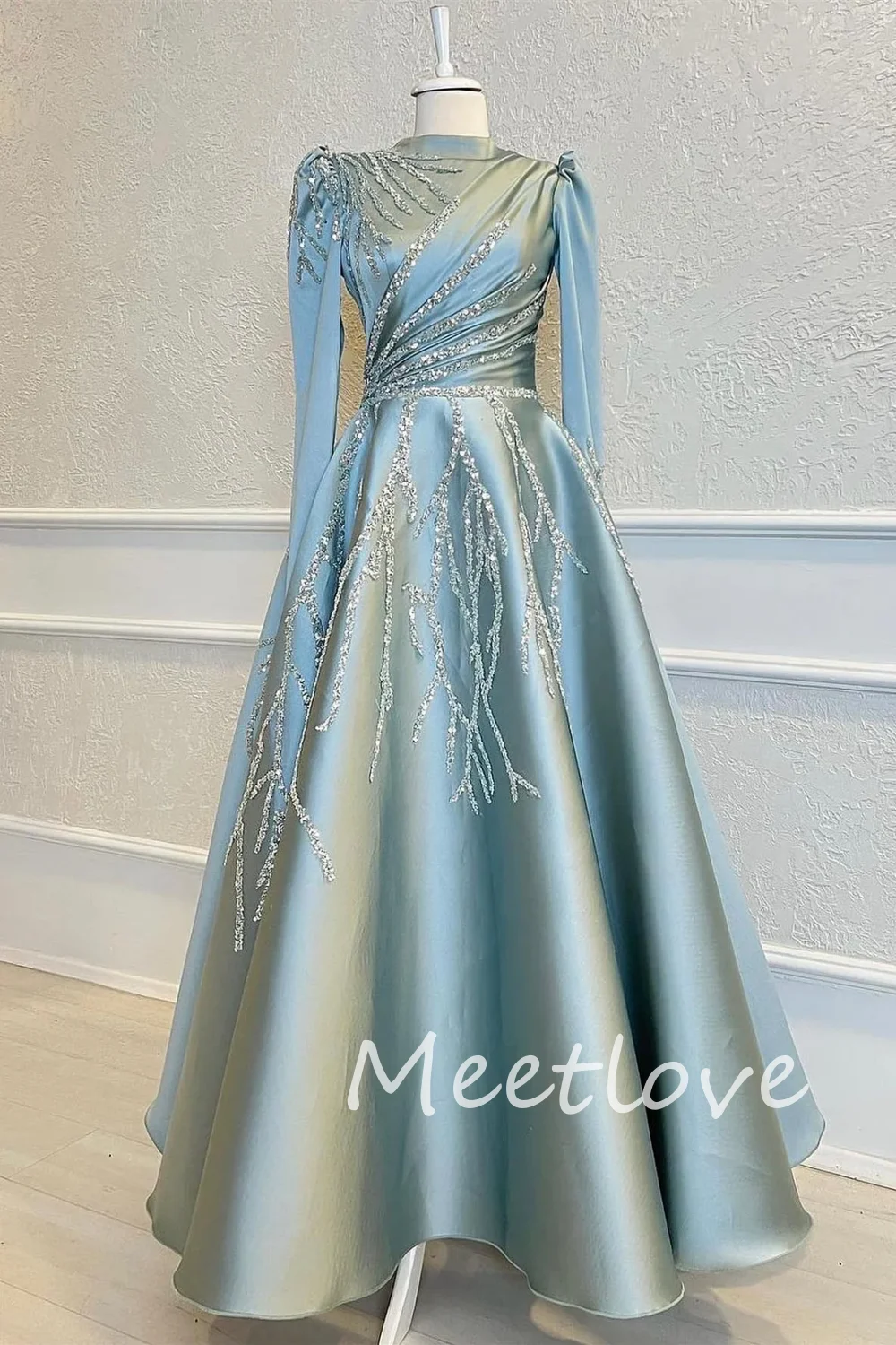 Meetlove 2024 Customized A-Line High Neck Long Sleeves Floor Length Prom Party Dress Evening Dress
Meetlove 2024 Customized A-Line High Neck Long Sleeves Floor Length Prom Party Dress Evening Dress