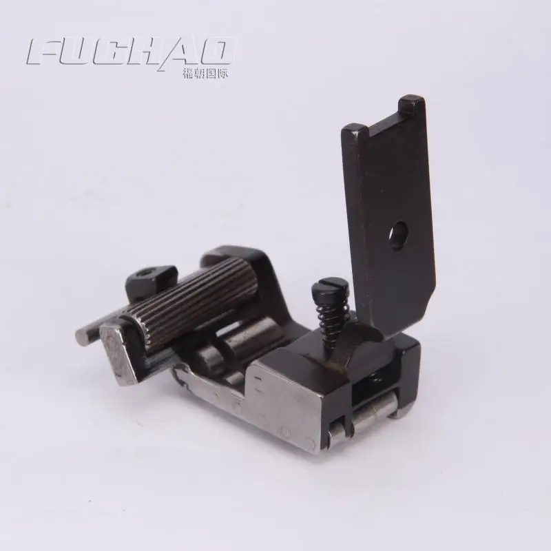 R23771 ROLLER FEET Sewing Machine Accessories Roller Presser Foot Type Zigzag Elastic Band Pull With Roller Presser Foot
R23771 ROLLER FEET Sewing Machine Accessories Roller Presser Foot Type Zigzag Elastic Band Pull With Roller Presser Foot
