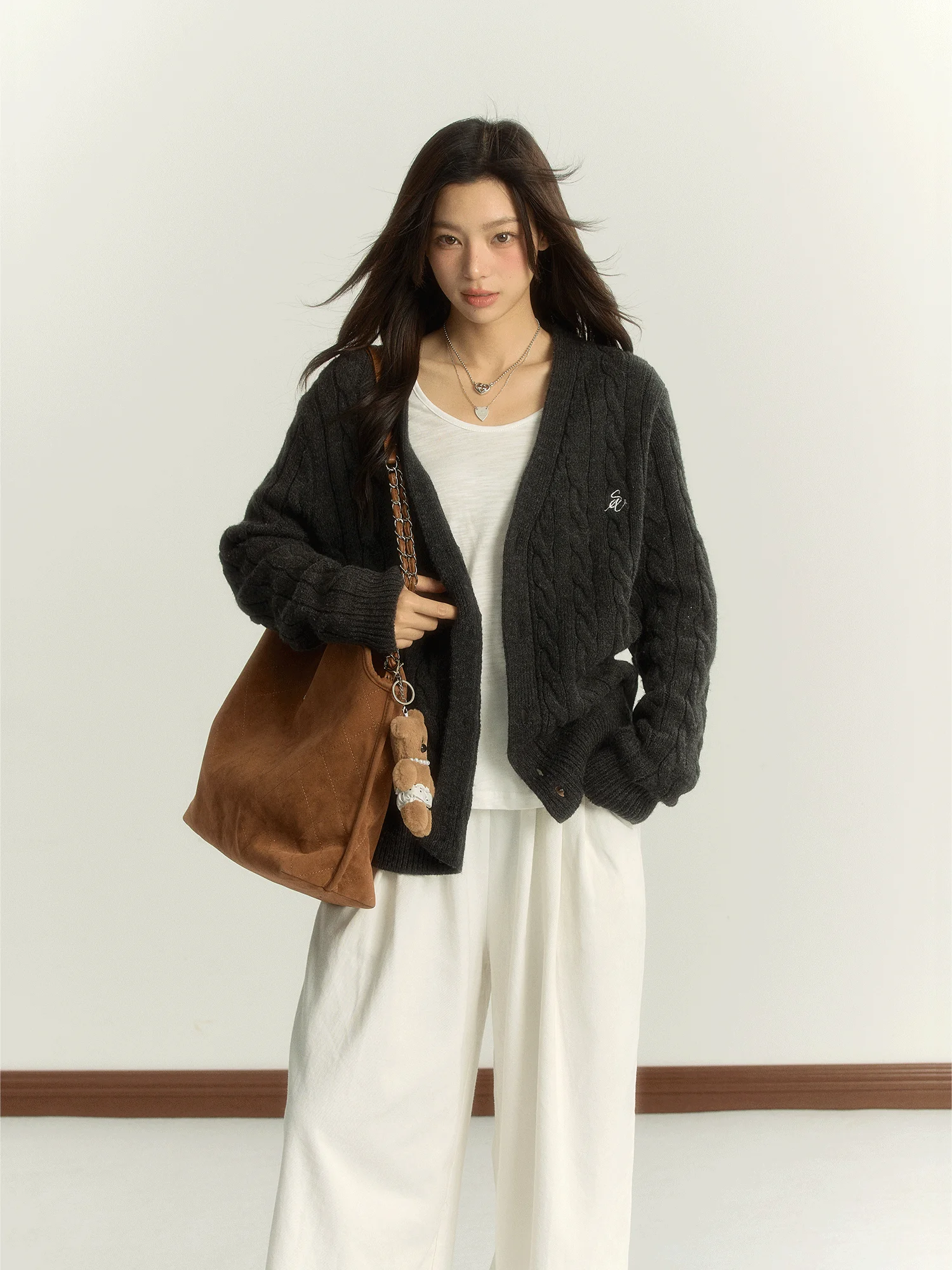 INSLIISA ey Twist Woolen Open Cardigan Women's Early Autumn Knitted Loose Long Sve Small Size Top Korean Sle Commute
INSLIISA ey Twist Woolen Open Cardigan Women's Early Autumn Knitted Loose Long Sve Small Size Top Korean Sle Commute