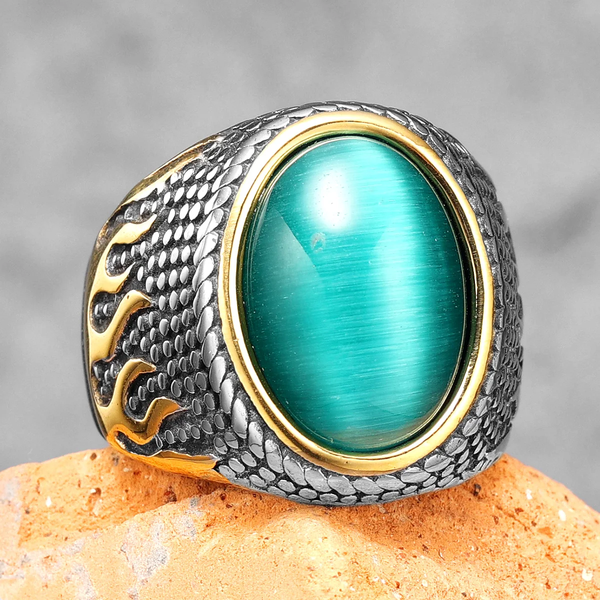 Luxury Emerald Rings 316L Stainless Steel Ring Trendy Gem Men Elegant Simple Rhinestone for Male Boyfriend Jewelry Vintage Gift
Luxury Emerald Rings 316L Stainless Steel Ring Trendy Gem Men Elegant Simple Rhinestone for Male Boyfriend Jewelry Vintage Gift