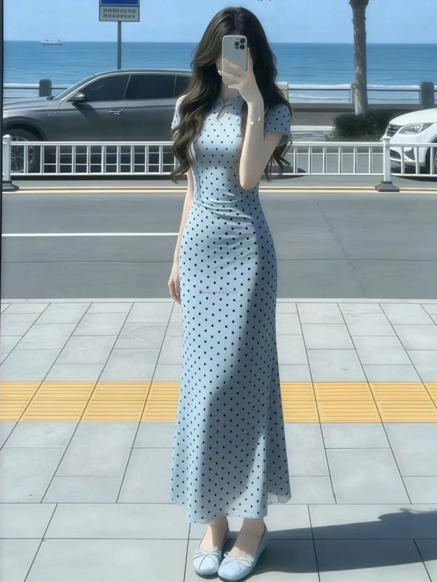 2026 New Chinese improved traditional style cheongsam dress summer stand collar short sleeve printed design long slimming qipao
2026 New Chinese improved traditional style cheongsam dress summer stand collar short sleeve printed design long slimming qipao