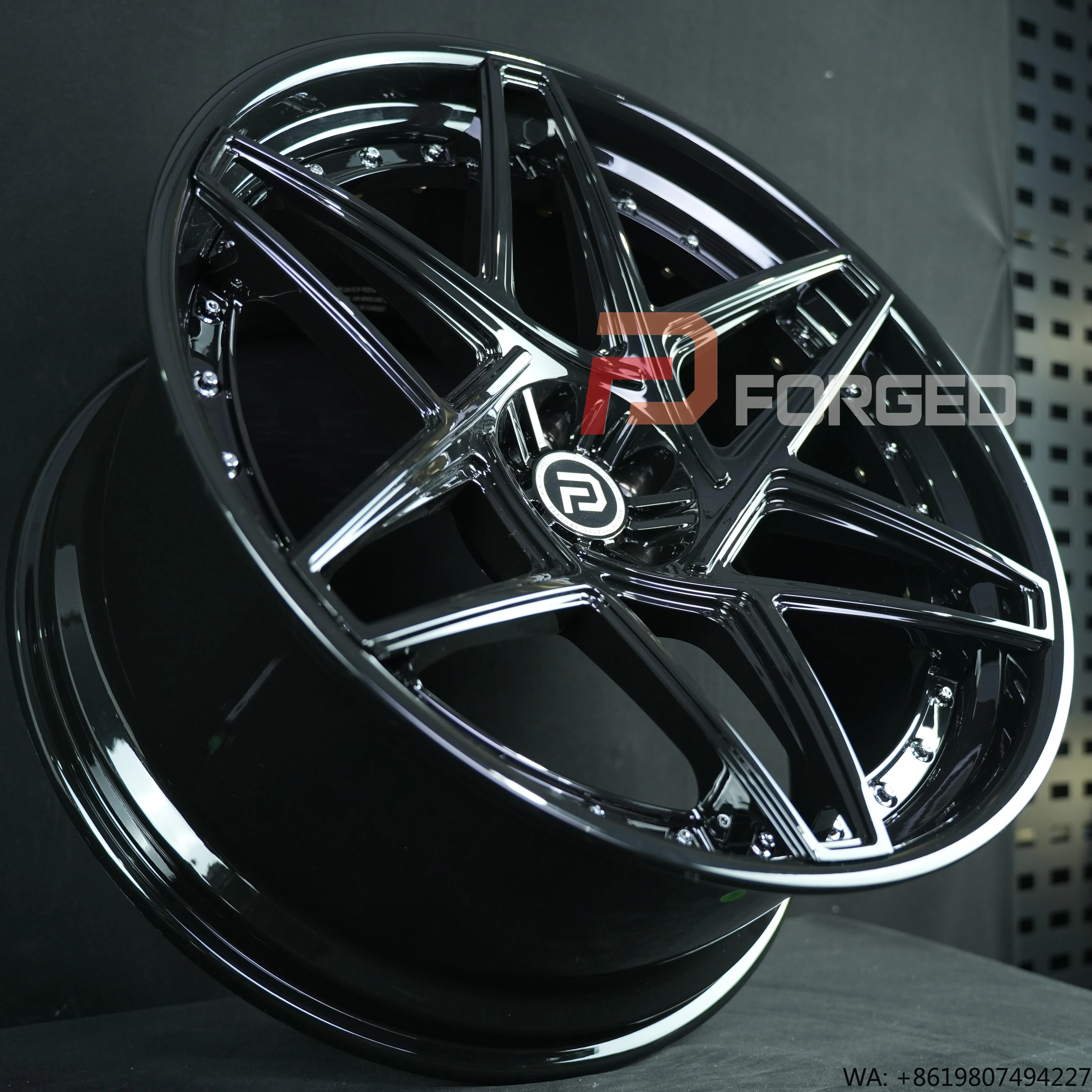 High-quality Two-piece Forged Aluminum Wheels, Suitable for ,, Series,,, and Other Models.
High-quality Two-piece Forged Aluminum Wheels, Suitable for ,, Series,,, and Other Models.