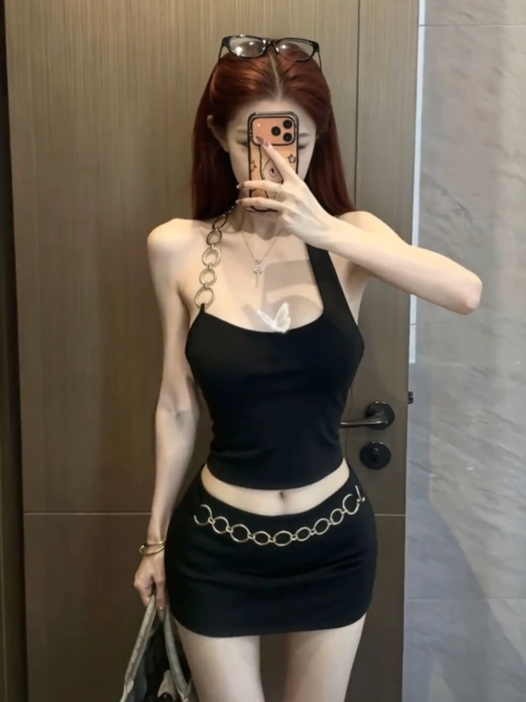 Sexy Spicy Girl Two-Piece Set Women's Summer New Black Neck Hanging Strap Vest High Waist Slimming Short Skirt Fashion Ensemble
Sexy Spicy Girl Two-Piece Set Women's Summer New Black Neck Hanging Strap Vest High Waist Slimming Short Skirt Fashion Ensemble