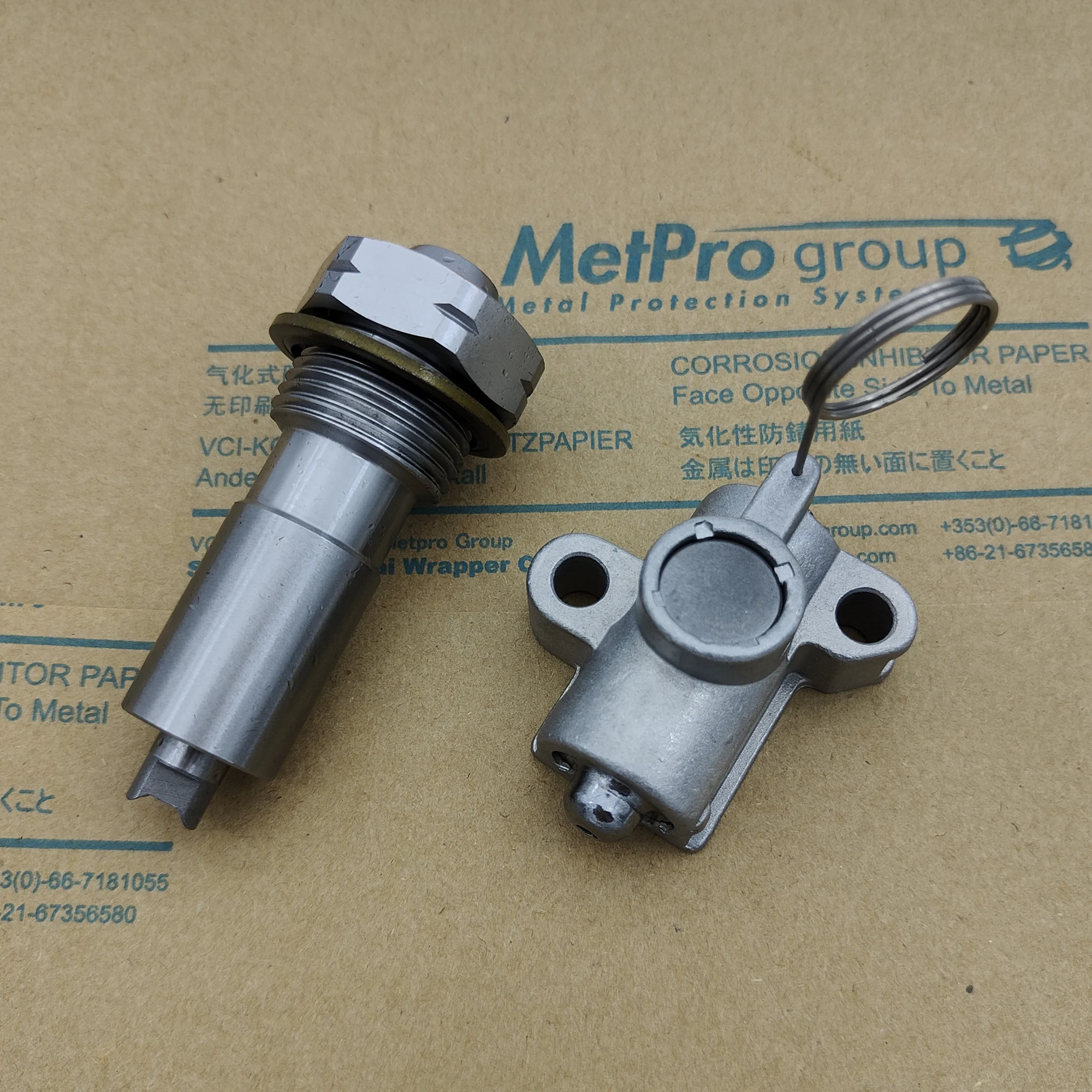 Timing Chain Water Pump Balance Shaft Chain Tensioner For Chevrolet Malibu Captiva Opel Astra Buick SAAB 90537300 12608580
Timing Chain Water Pump Balance Shaft Chain Tensioner For Chevrolet Malibu Captiva Opel Astra Buick SAAB 90537300 12608580