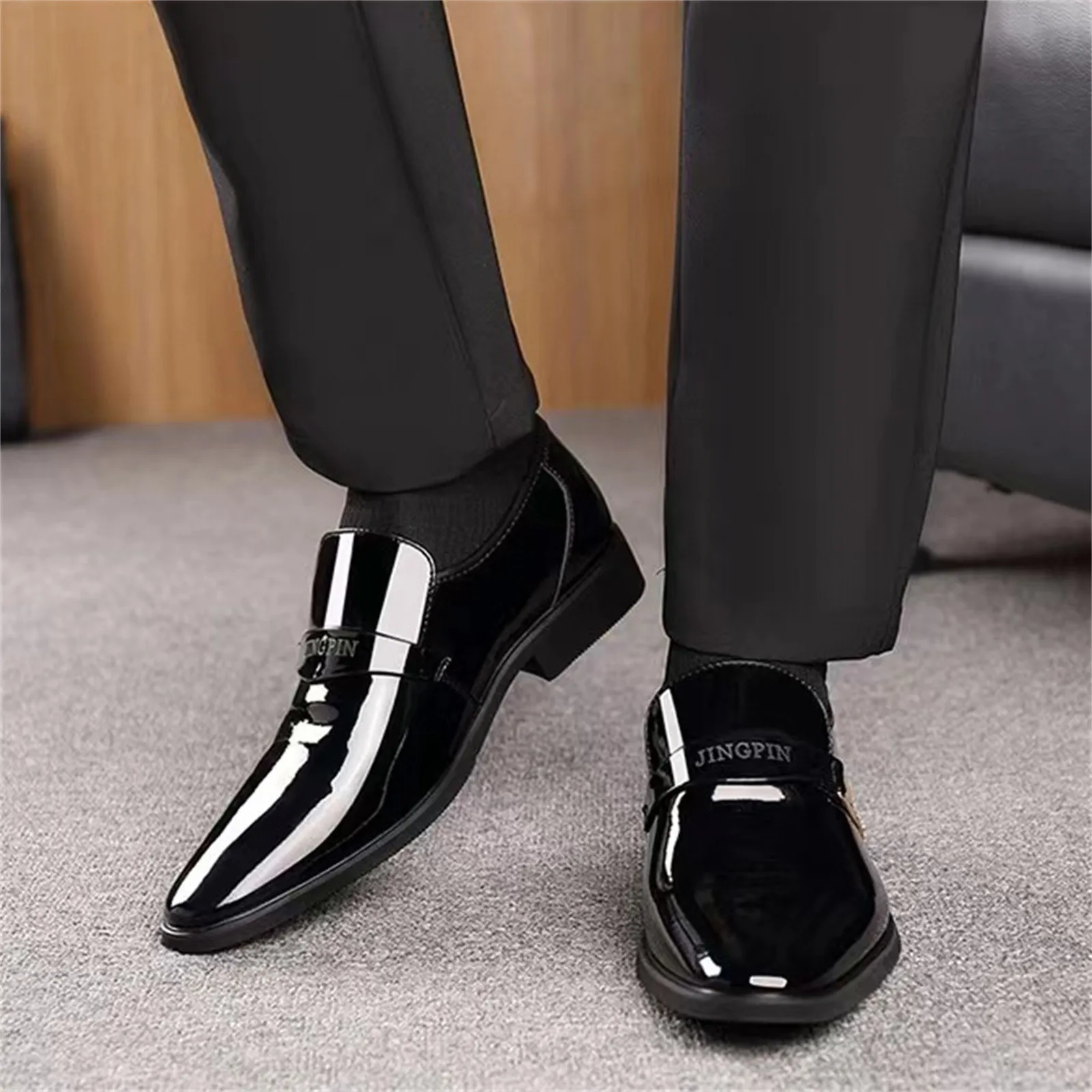 Business Leather Shoes for Men British Style Men's Office Dress Shoes Comfortable Slip-on Male Loafers Hot Daily Casual Shoes
Business Leather Shoes for Men British Style Men's Office Dress Shoes Comfortable Slip-on Male Loafers Hot Daily Casual Shoes