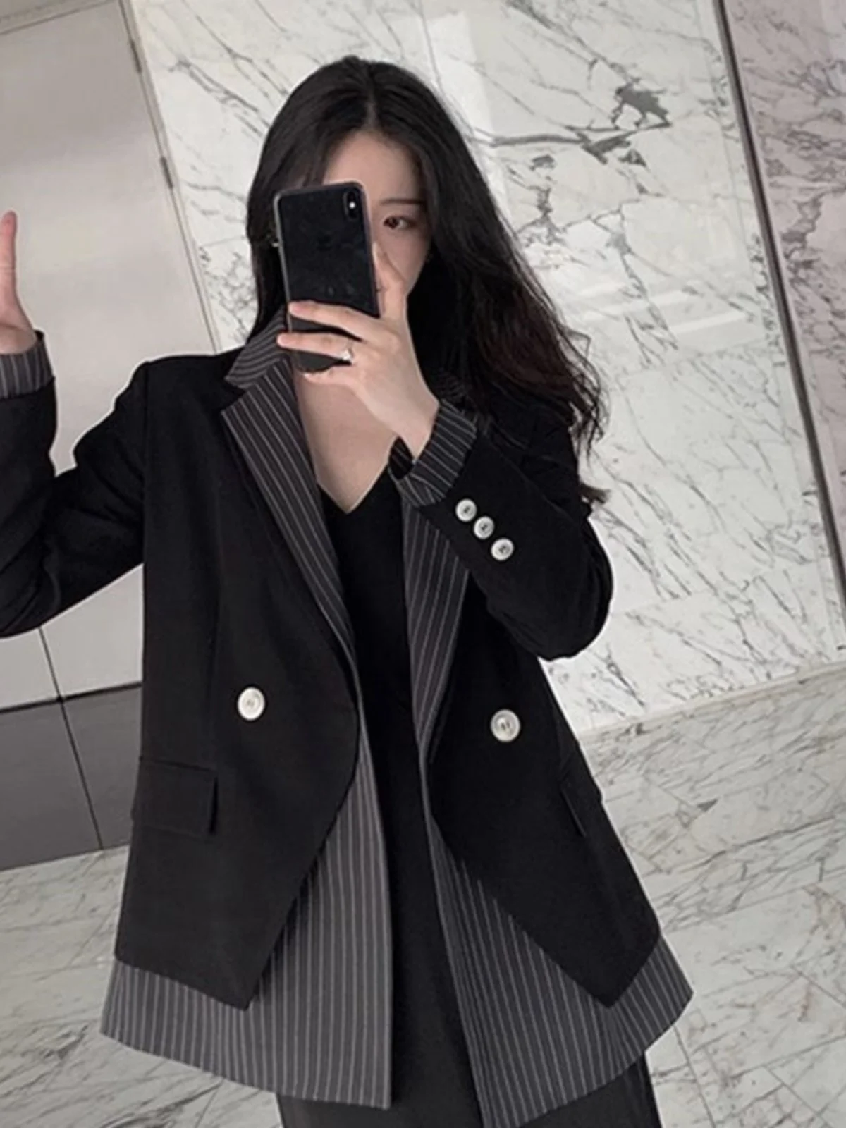 Женский пиджак в стиле Хепберн больших размеров, модель 2300 Pou, с эффектом похудения, осенне-зимняя верхняя одежда, повседневный, комфортный крой
Женский пиджак в стиле Хепберн больших размеров, модель 2300 Pou, с эффектом похудения, осенне-зимняя верхняя одежда, повседневный, комфортный крой