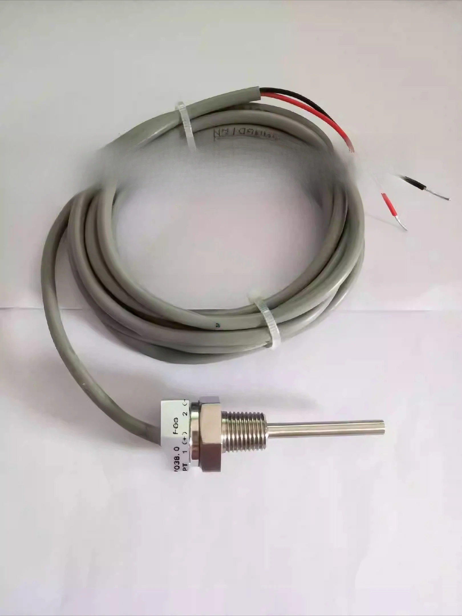 Suitable for Kaiser air compressor pressure sensor 7.7038.0
Suitable for Kaiser air compressor pressure sensor 7.7038.0
