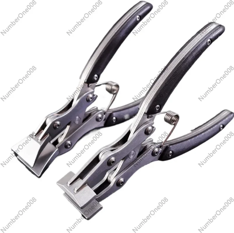 35mm Integrated Chuck Flat Mouth Pliers Cost-effective Parallel Pliers Handmade DIY Leather Tool Pliers
35mm Integrated Chuck Flat Mouth Pliers Cost-effective Parallel Pliers Handmade DIY Leather Tool Pliers
