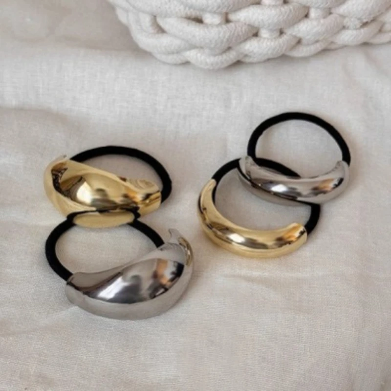 4-Piece Set (Gold*2 Silver*2) Hair Ties, Minimalistic Wide Curved Surface Elastic Hair Bands For Women, Cool-Style Curved Metal Hair Ties, High-Elasticity Hair Bands For Ponytails, Durable Hair Ties And Hair Accessories
4-Piece Set (Gold*2 Silver*2) Hair Ties, Minimalistic Wide Curved Surface Elastic Hair Bands For Women, Cool-Style Curved Metal Hair Ties, High-Elasticity Hair Bands For Ponytails, Durable Hair Ties And Hair Accessories