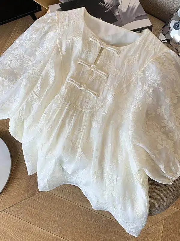 plus Size Women's Bubble Sleeve Shirt Button up Short Sleeve T-Shirt Traditional Chinese Style Doll Top Breathable Summer Wear
plus Size Women's Bubble Sleeve Shirt Button up Short Sleeve T-Shirt Traditional Chinese Style Doll Top Breathable Summer Wear