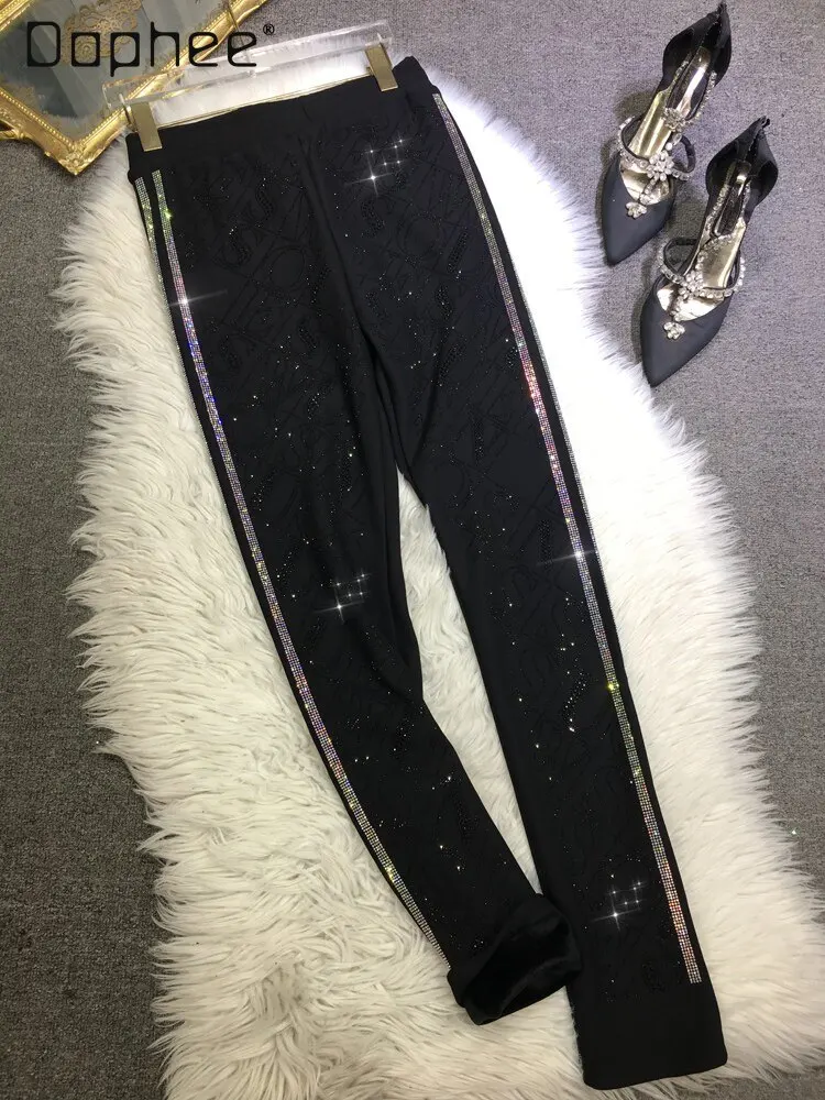 Fleece Thickened Leggings Women's European Goods Heavy Industry Hot Diamond Letters High Waist Tight Black Autumn and Winter
Fleece Thickened Leggings Women's European Goods Heavy Industry Hot Diamond Letters High Waist Tight Black Autumn and Winter